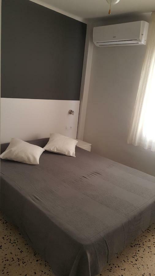 Hostal Can Joanet كامبريلس المظهر الخارجي الصورة