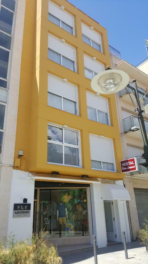 Hostal Can Joanet كامبريلس المظهر الخارجي الصورة