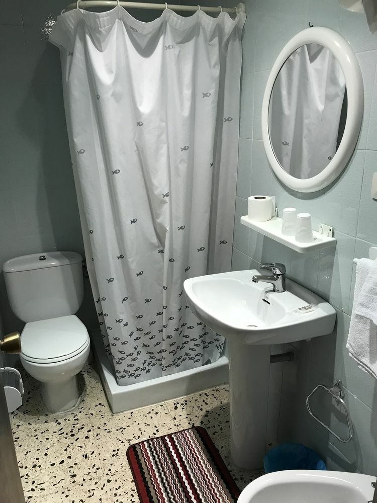 Hostal Can Joanet كامبريلس المظهر الخارجي الصورة