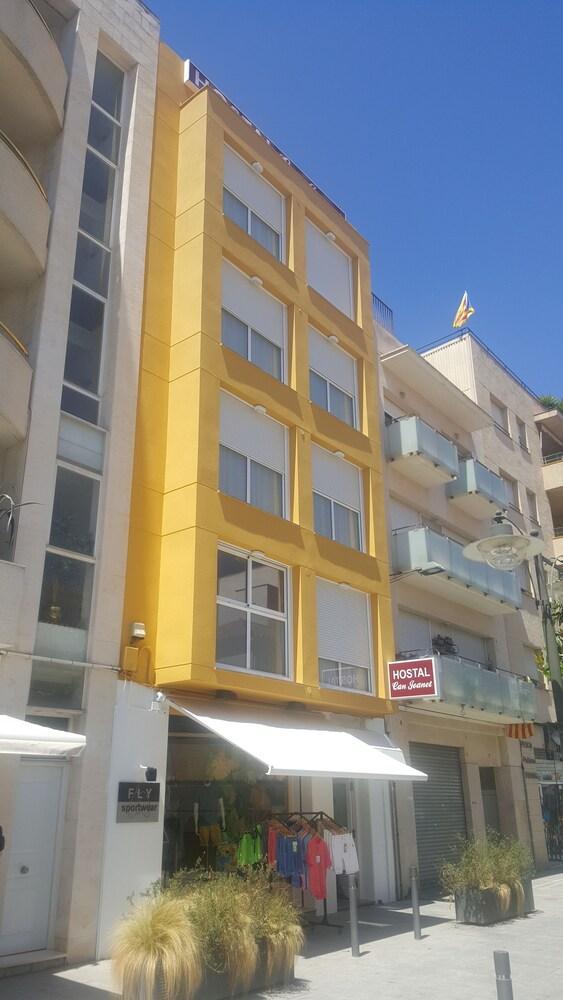 Hostal Can Joanet كامبريلس المظهر الخارجي الصورة